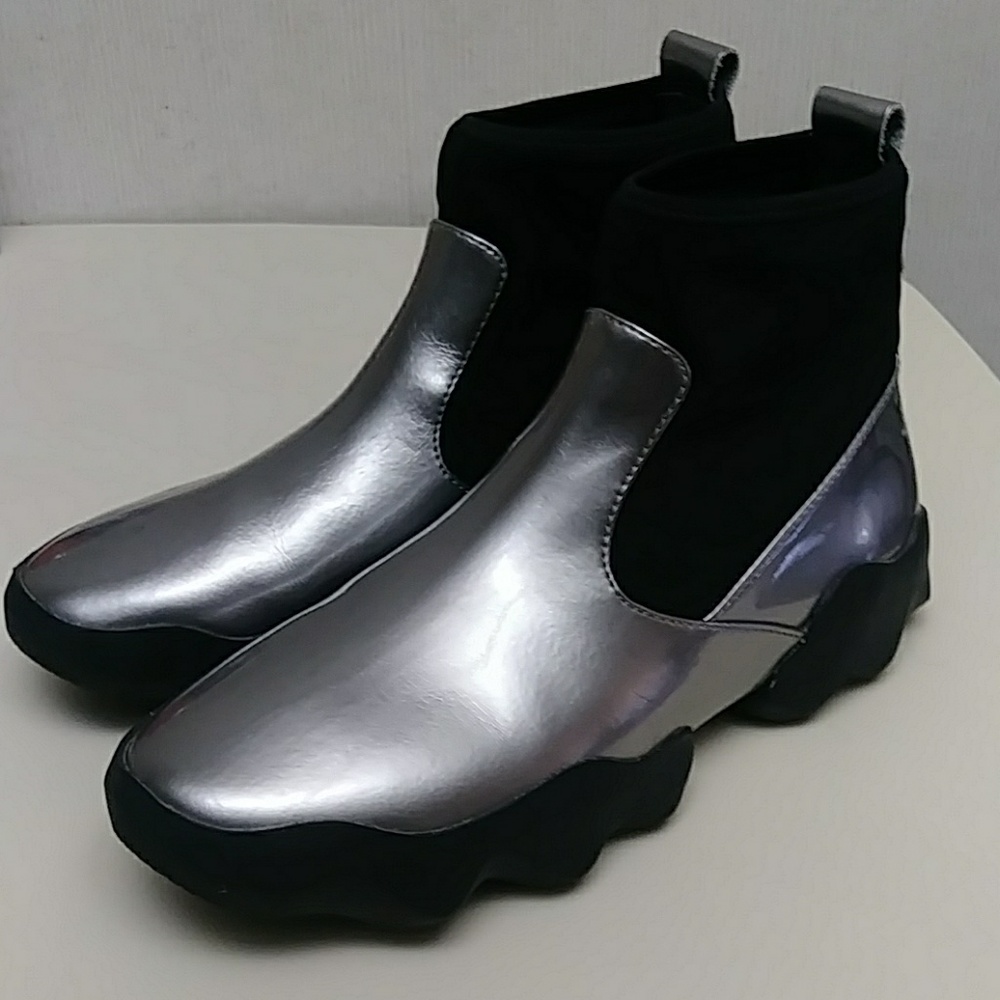 Camper Lab Dub Bootie